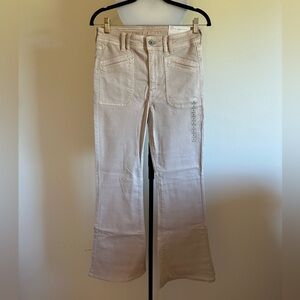 American Eagle Stretch Super Hi-Rise Flare, Size 6 (28W), New With Tags!